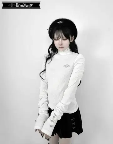 DimMoire 쿠슈쿠슈 니트탑/White