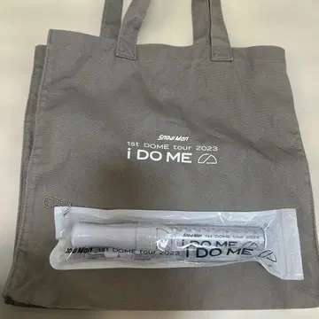 Snow Man i DO ME 백 응원봉