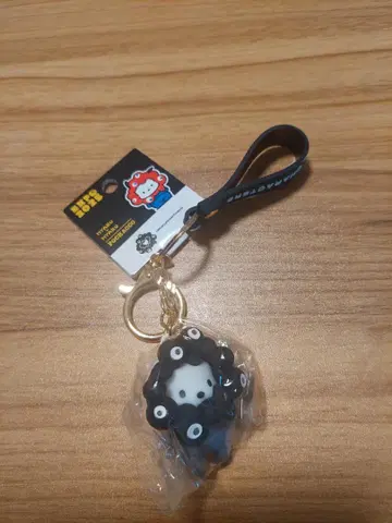 간사이 만박 산리오 블랙 미야쿠미야쿠 변신 키링 포차코
