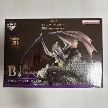 제일복권 B상 몬헌 밀라보레아스 피규어 20th Anniversary