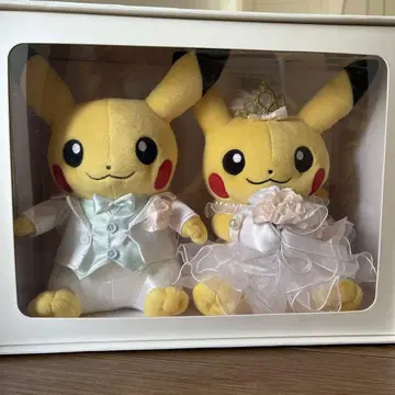 Precious Wedding 피카츄 봉제 인형 세트