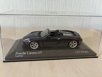 *MINICHAMPS Porsche Carrera GT 2000*