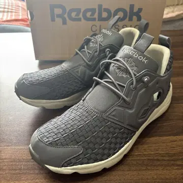 Reebok CLASSIC FURYLITE NEW WOVEN V68869