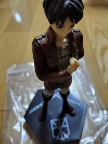 진격의 거인 복권 탈환 작전 피규어 엘렌 예거