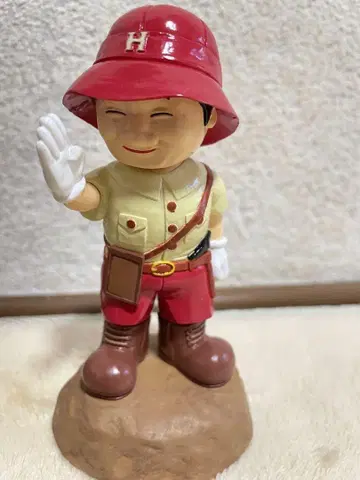 H 캐릭터 피규어 약 15cm