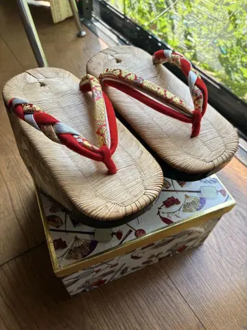 시치고산 높은 조리 폿쿠리 방울 달린 학 일본 의류 칠세 기모노