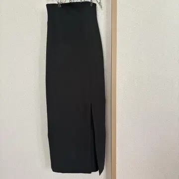 블랙 슬릿 타이 스커트