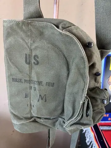 미군 실물 US ARMY 가스 마스크 케이스
