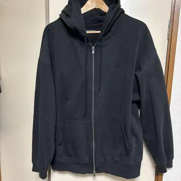 CLEL 후드티