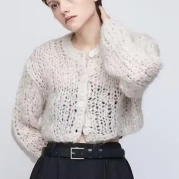 아이보리 크롭 니트 가디건