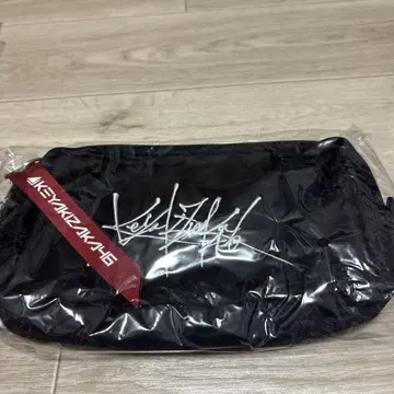 케야키자카46 파우치
