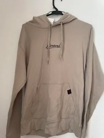 베르세르크 아베일 콜라보 후드티