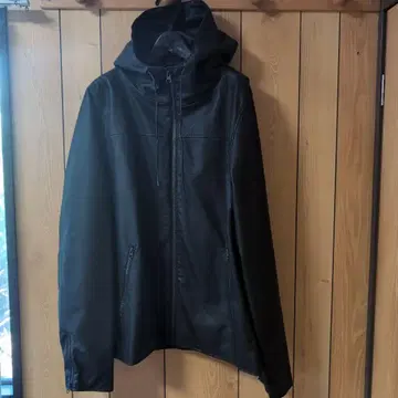 antiqua 안티카 후드 부착 인조 가죽 점퍼 (새상품/미사용)