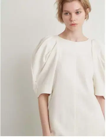 스타일링 볼륨 소매 styling 퍼프 슬리브