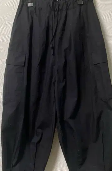 무모쿠테키 카고 팬츠 블랙