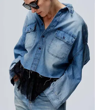 라빠르망 [ R13/알써틴 ] CROPPED DENIM SHIRT