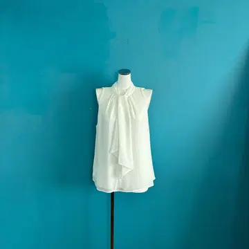 857 캘빈클라인 화이트 슬리브리스 풀오버 쉬폰 셔츠 M