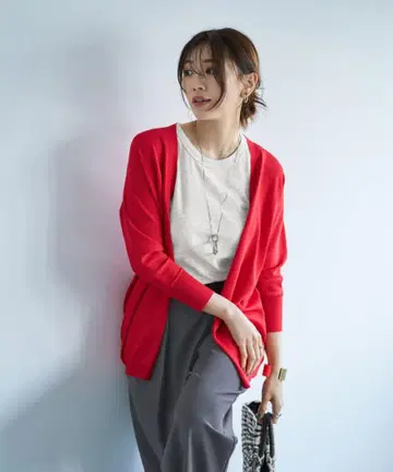 시원한 터치의 미들 기장 토퍼 가디건 스타일 델리