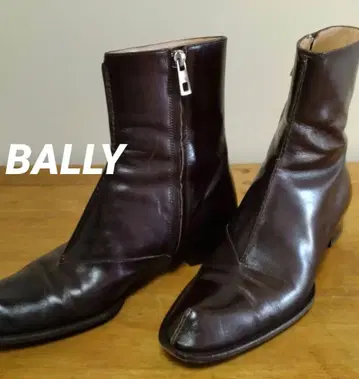 BALLY 숏부츠 23cm