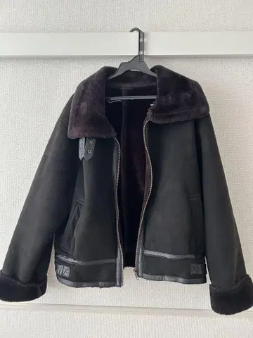 무스탕 코트 블랙 퍼 포함 자켓