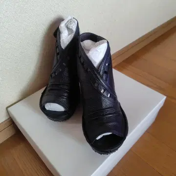 히나데이 그린 샌들 새상품 22.5