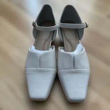 오리엔탈 트래픽 슬릿 세퍼레이트 펌프스