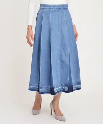 YANUK 야누크 플레어 데님 스커트 Flare Denim Skirt