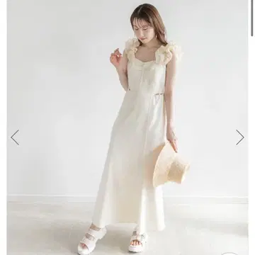 란다 볼륨 프릴 원피스