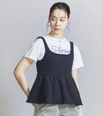B&Y 코튼 나일론 슬라브 개더 플레어 베스트