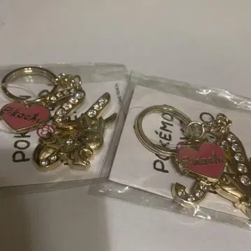 피카츄 하트 키링 골드 ITS'SDEMO 콜라보 A와 Y