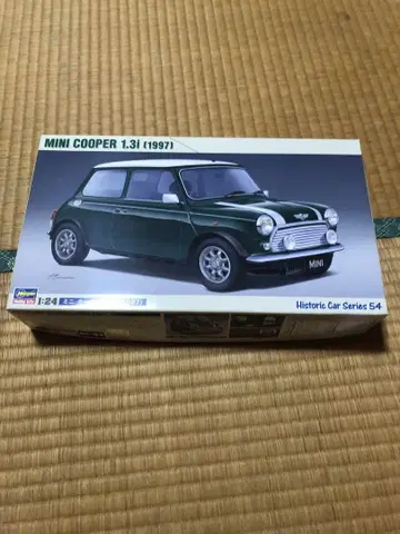 MINI COOPER 1.3i (1997) 1:24 프라모델