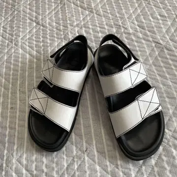 펠리코 써니 샌들 36 사이즈 23cm 상당 정가 27,500엔