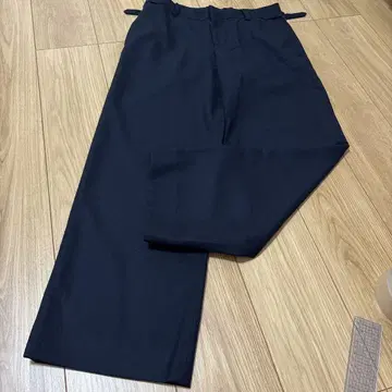 새상품급 마가렛호웰 울 팬츠
