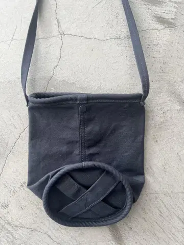 베일러 숄더백
