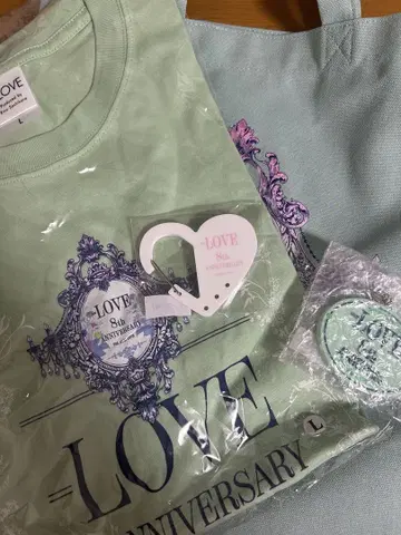 LOVE 8주년 기념 T셔츠 토트백 세트