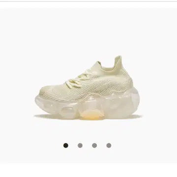 그라운즈 스니커즈 24cm