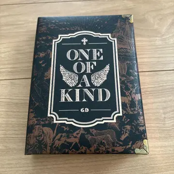 G-DRAGON ONE OF A KIND CD
