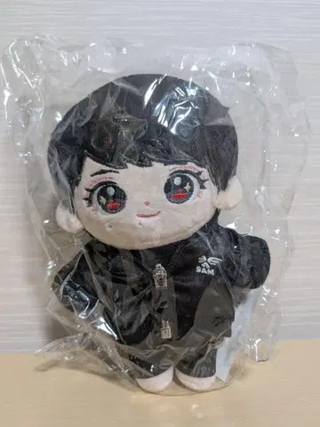 린 즈 홍 봉제 인형