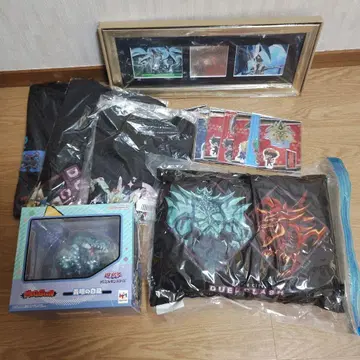 유희왕 관련 굿즈 세트