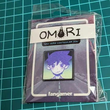 OMORI 렌티큘러 핀 배지 히로