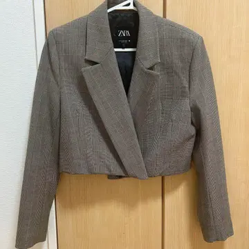 [한정 가격 인하] ZARA 숏 기장 자켓 M