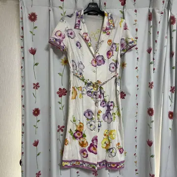 새상품급 레오나르 꽃무늬 원피스