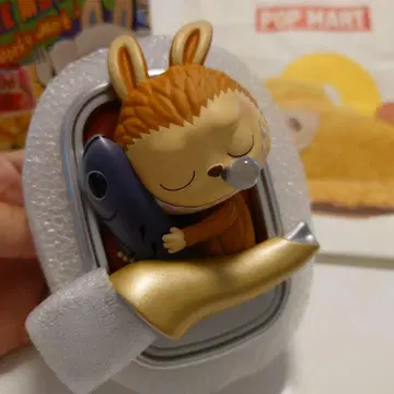 LABUBU wacky mart 와키마트