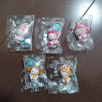 산리오 헬로키티 십이지 스트랩 레트로