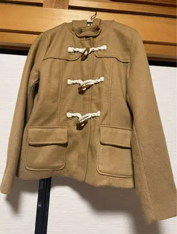 베이지 더플 코트