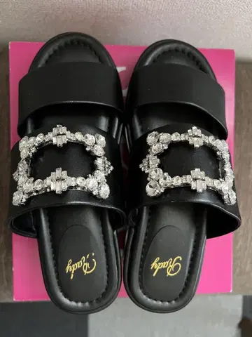 Rady 비쥬 통굽 샌들