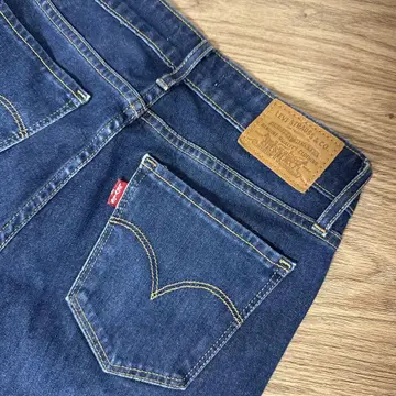 청바지 하의 Levi'sR 711 W25 L28 150/64A