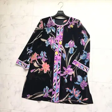 최근 새상품급 LEONARD 레오나르 칸칸 비침 튜닉