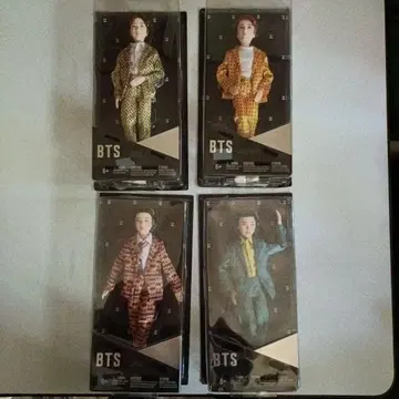 BTS 피규어 4개 세트