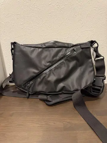 bagjack sniperbag 넥스트 레벨 하이글로시